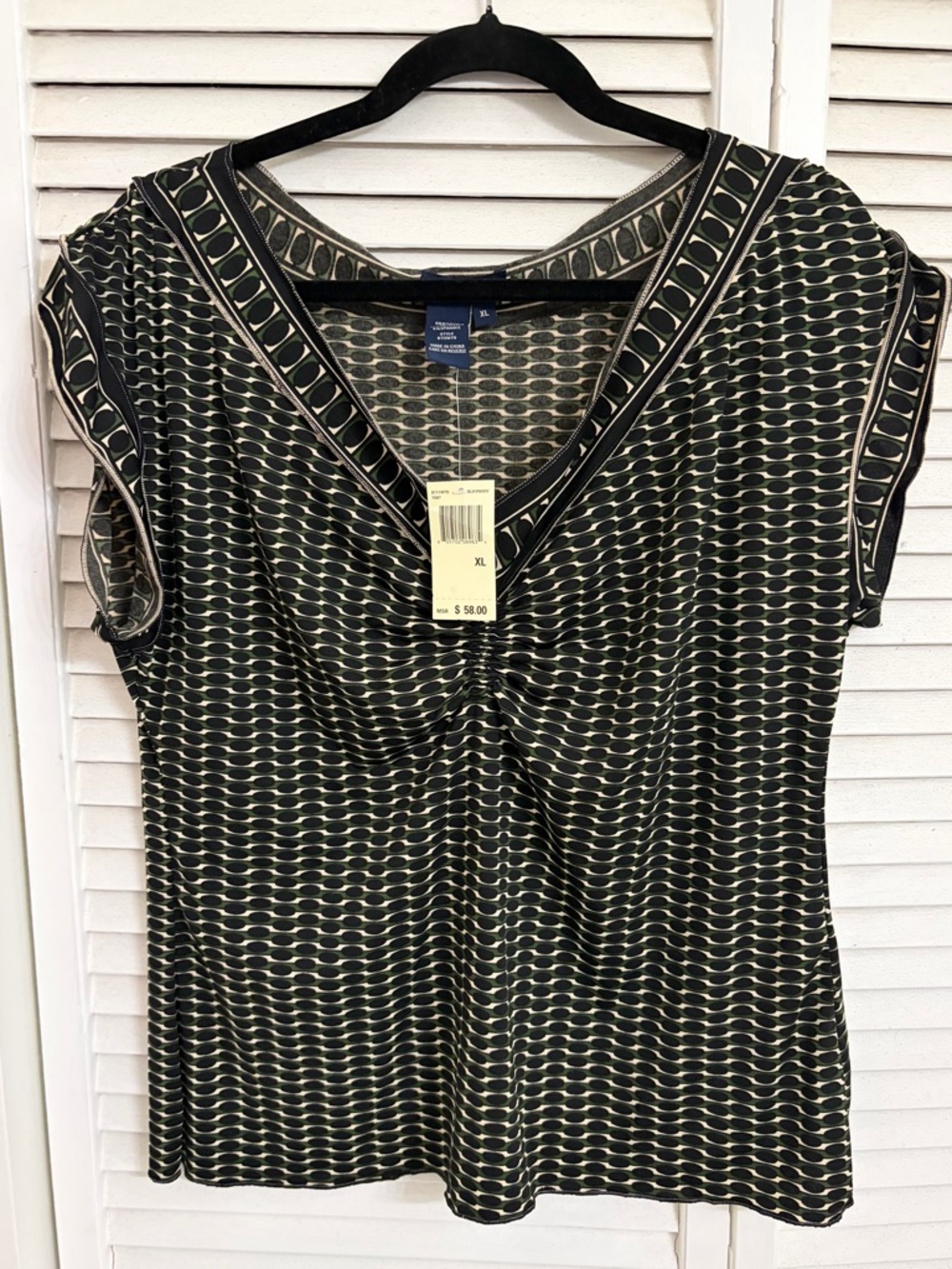 Max Edition Black and Cream Geometric Blouse
